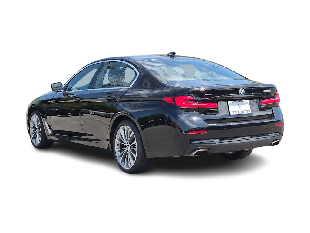 Thumbnail: 2023 BMW 5 Series - 4