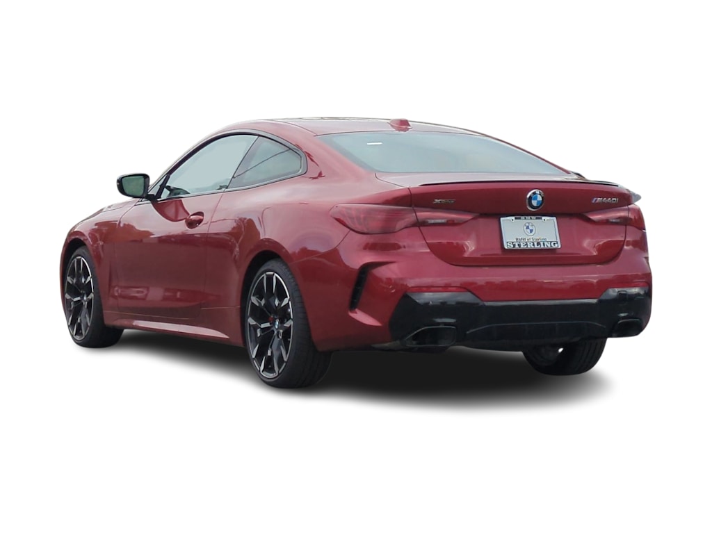 Thumbnail: 2025 BMW 4 Series - 4