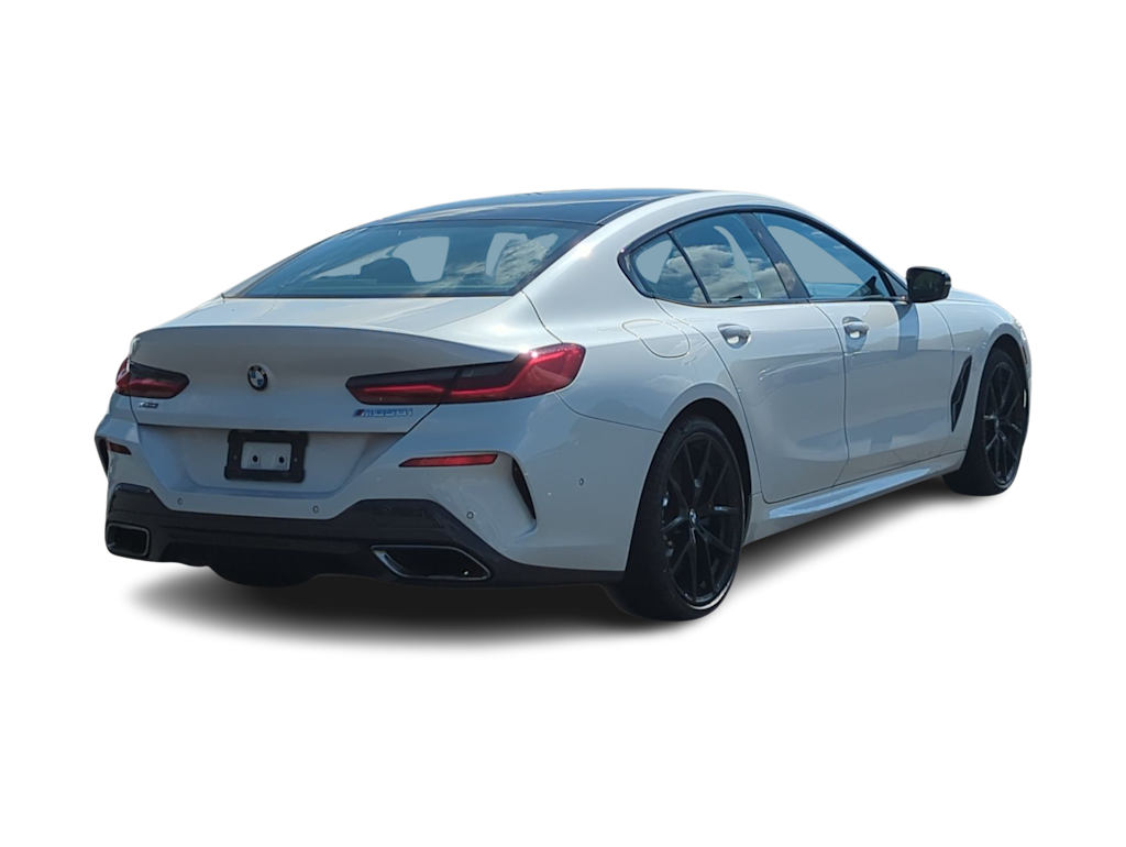 Thumbnail: 2023 BMW 8 Series - 22