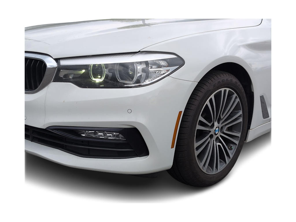 Thumbnail: 2018 BMW 5 Series - 26
