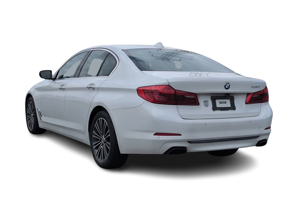 Thumbnail: 2018 BMW 5 Series - 4