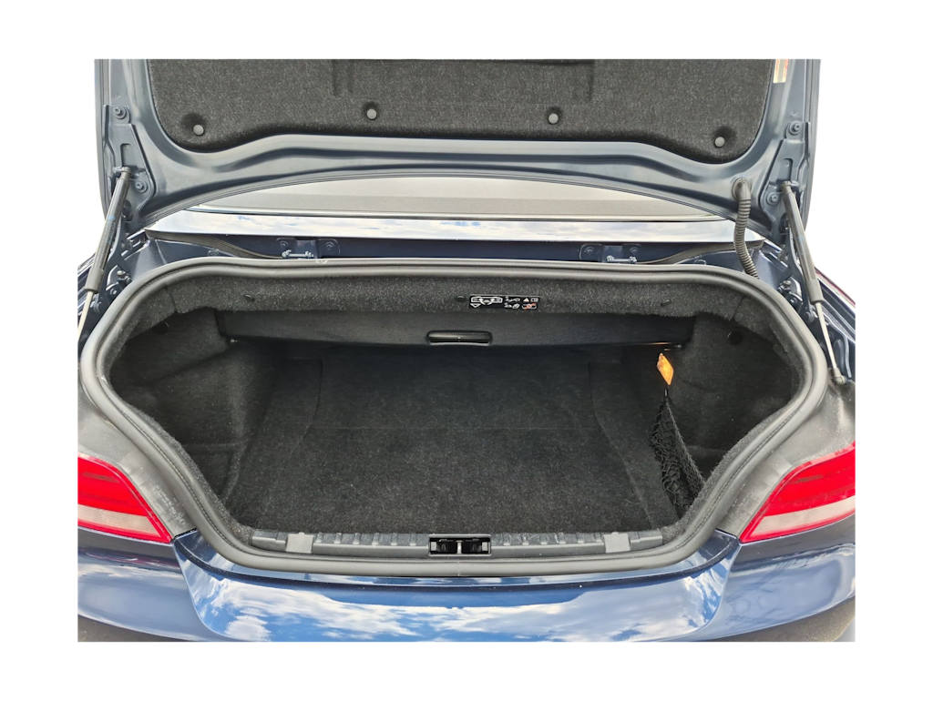 Thumbnail: 2012 BMW 1 Series - 18