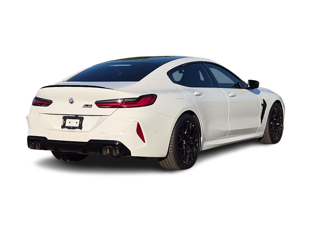 Thumbnail: 2023 BMW M8 - 21