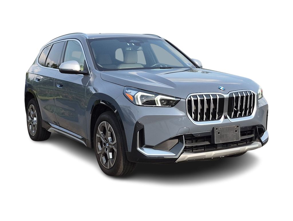 Thumbnail: 2023 BMW X1 - 20