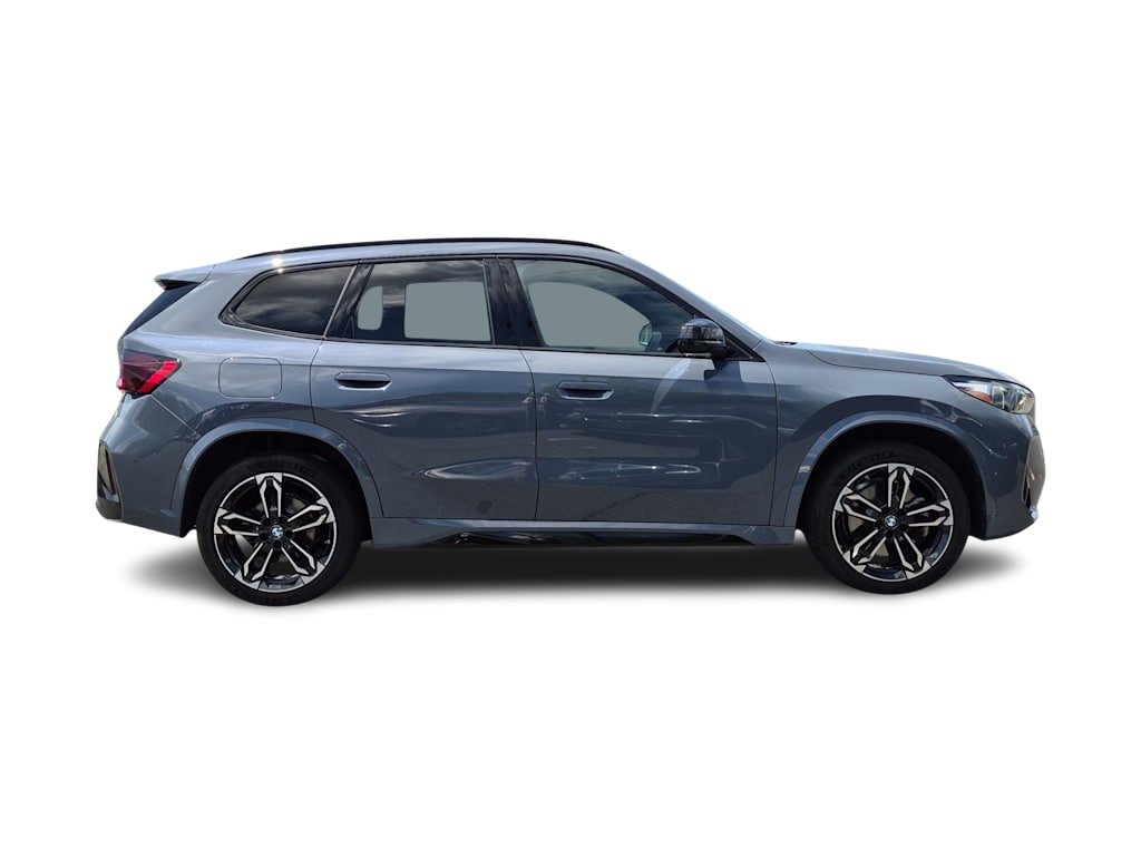 Thumbnail: 2023 BMW X1 - 24