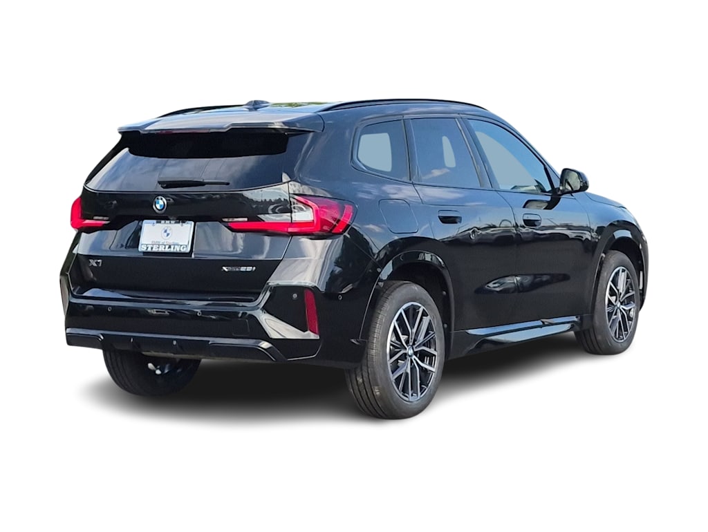 Thumbnail: 2023 BMW X1 - 21