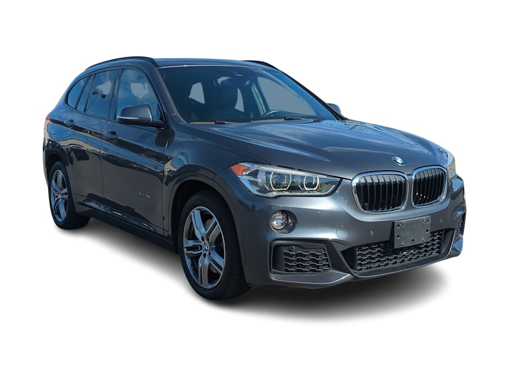 Thumbnail: 2016 BMW X1 - 21