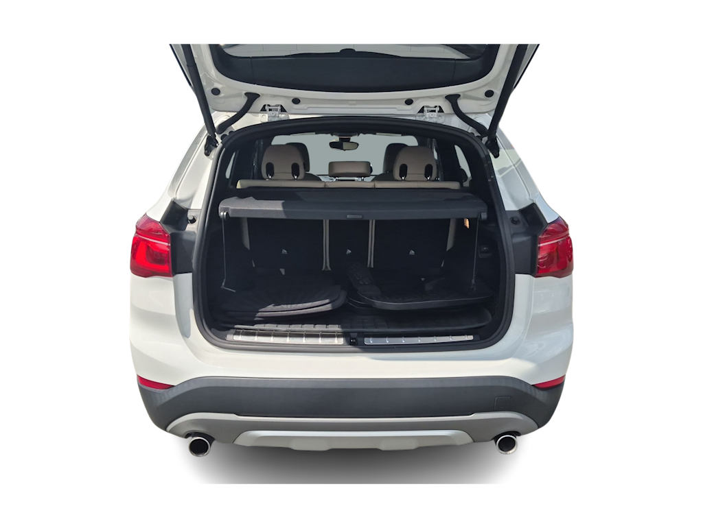 Thumbnail: 2018 BMW X1 - 18