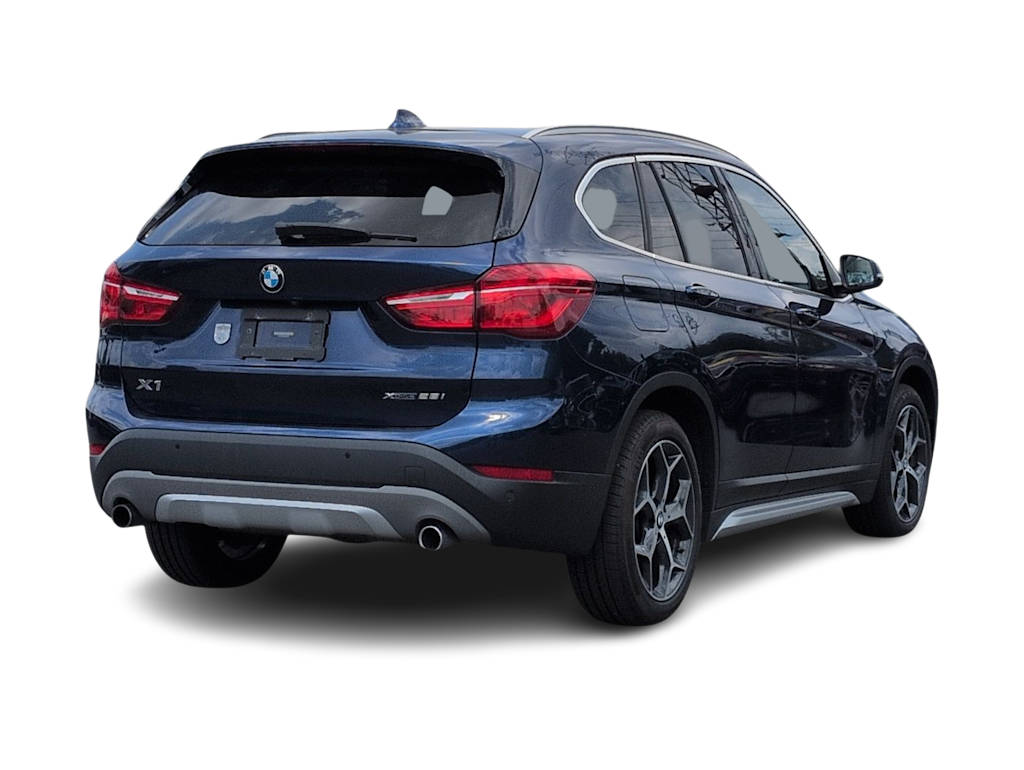 Thumbnail: 2019 BMW X1 - 24