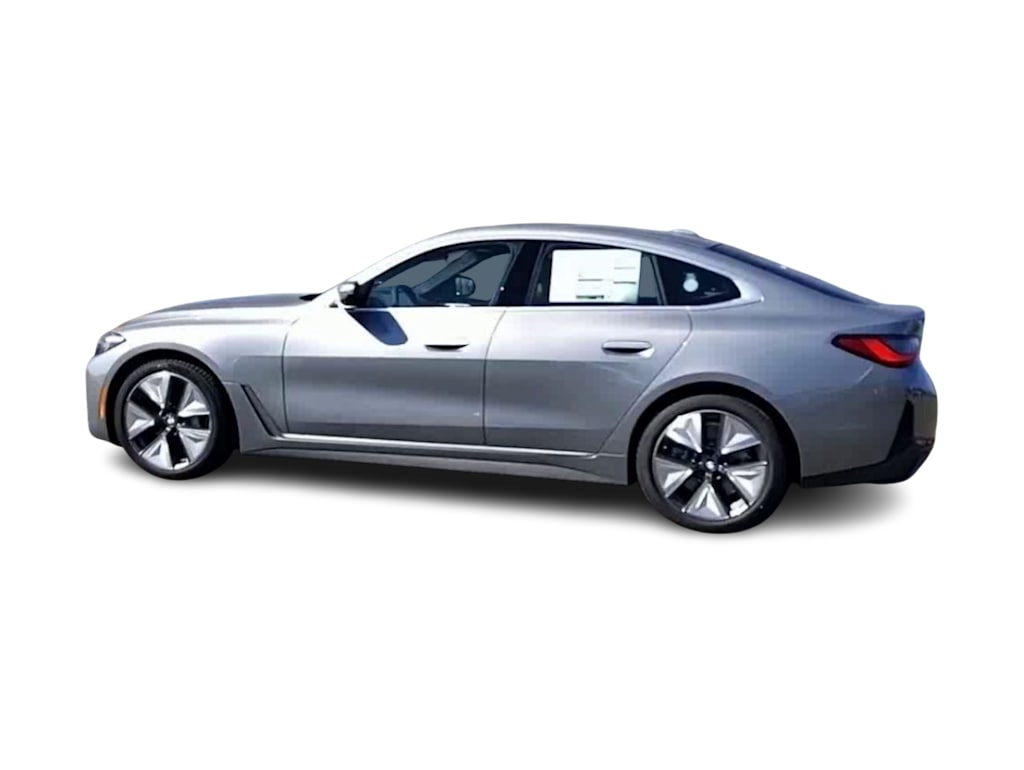 Thumbnail: 2025 BMW i4 - 21