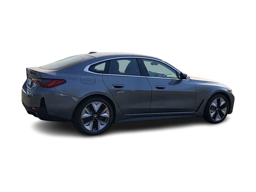 Thumbnail: 2025 BMW i4 - 23