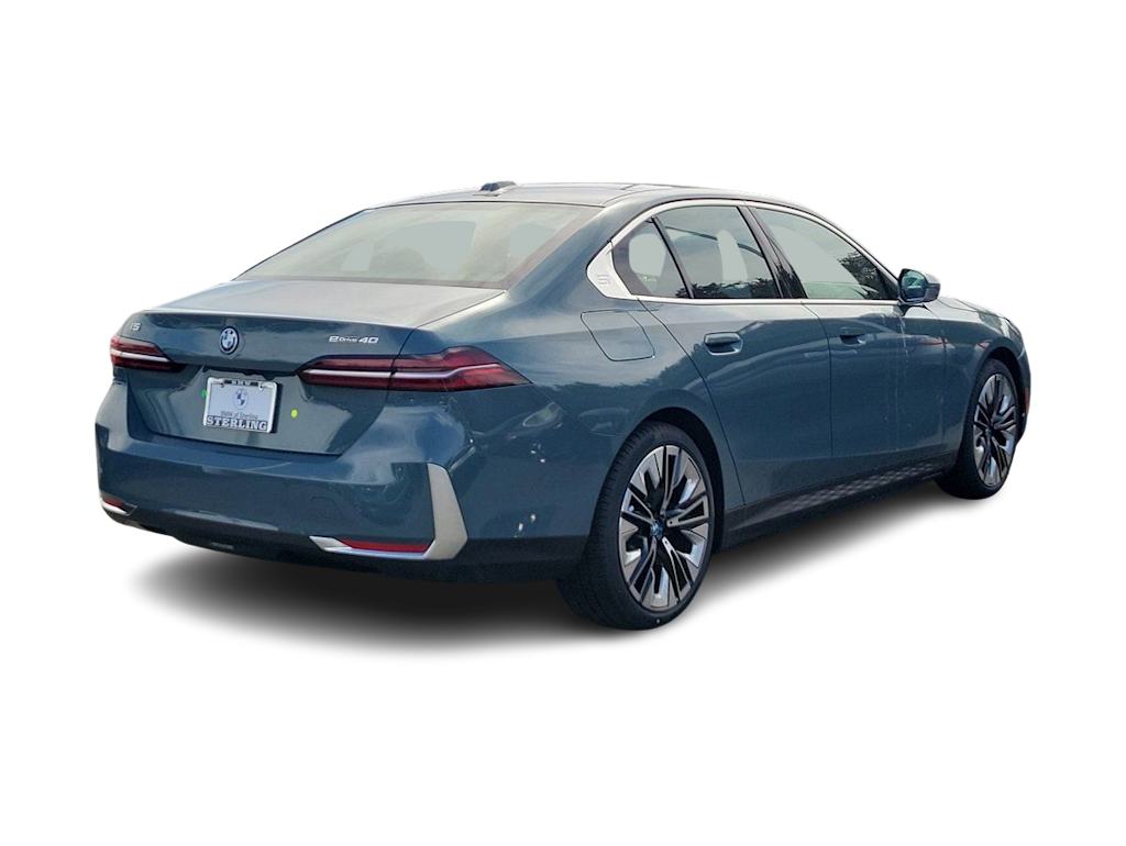 Thumbnail: 2024 BMW i5 - 10