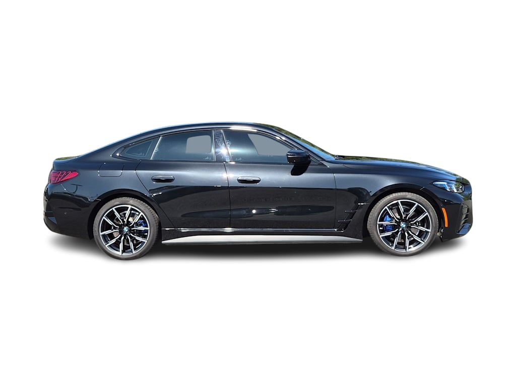 Thumbnail: 2025 BMW i4 - 22