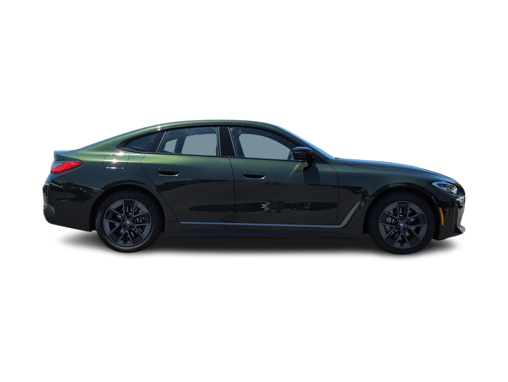 Thumbnail: 2023 BMW i4 - 25