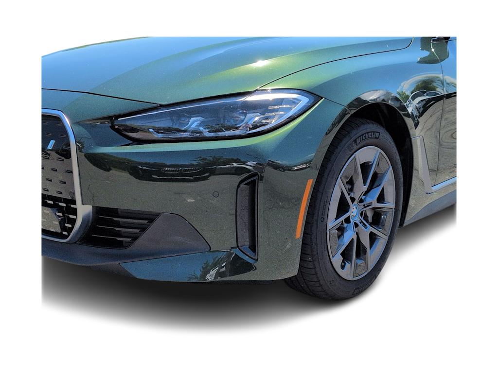 Thumbnail: 2023 BMW i4 - 26