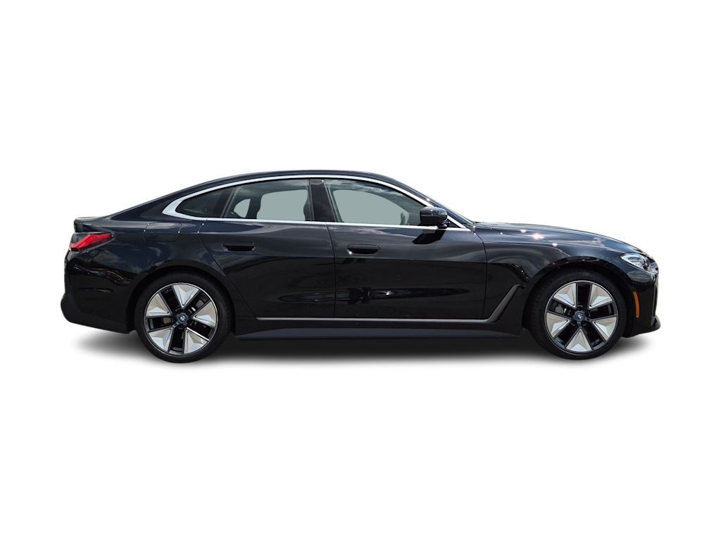 Thumbnail: 2024 BMW i4 - 25