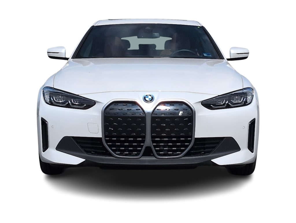 Thumbnail: 2023 BMW i4 - 6
