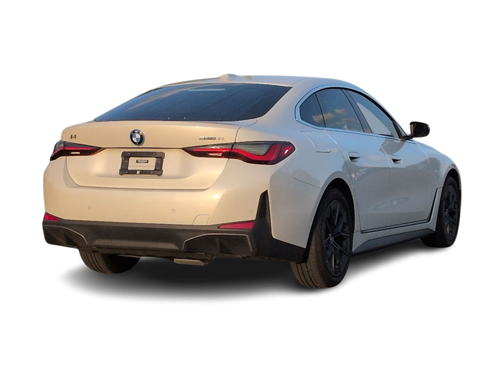 Thumbnail: 2023 BMW i4 - 22