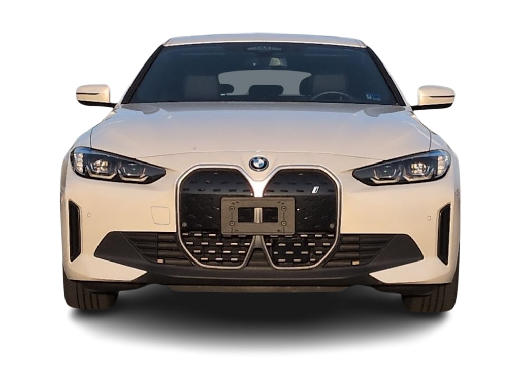 Thumbnail: 2023 BMW i4 - 6