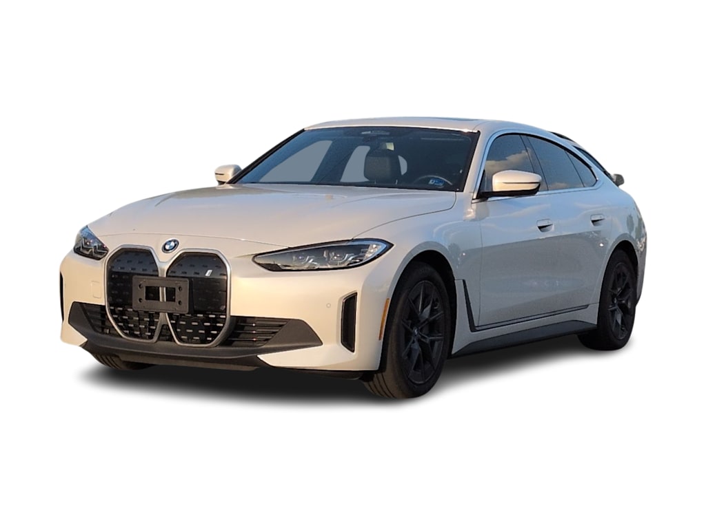 Thumbnail: 2023 BMW i4 - 21