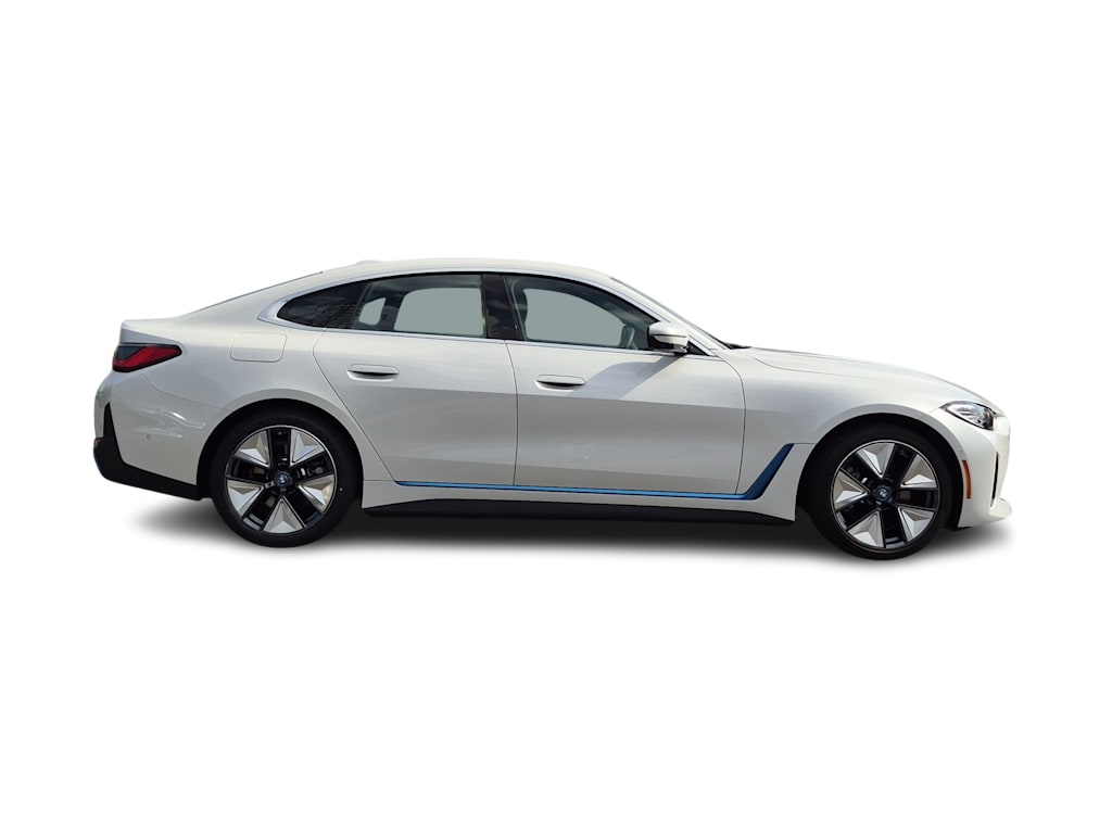 Thumbnail: 2023 BMW i4 - 23
