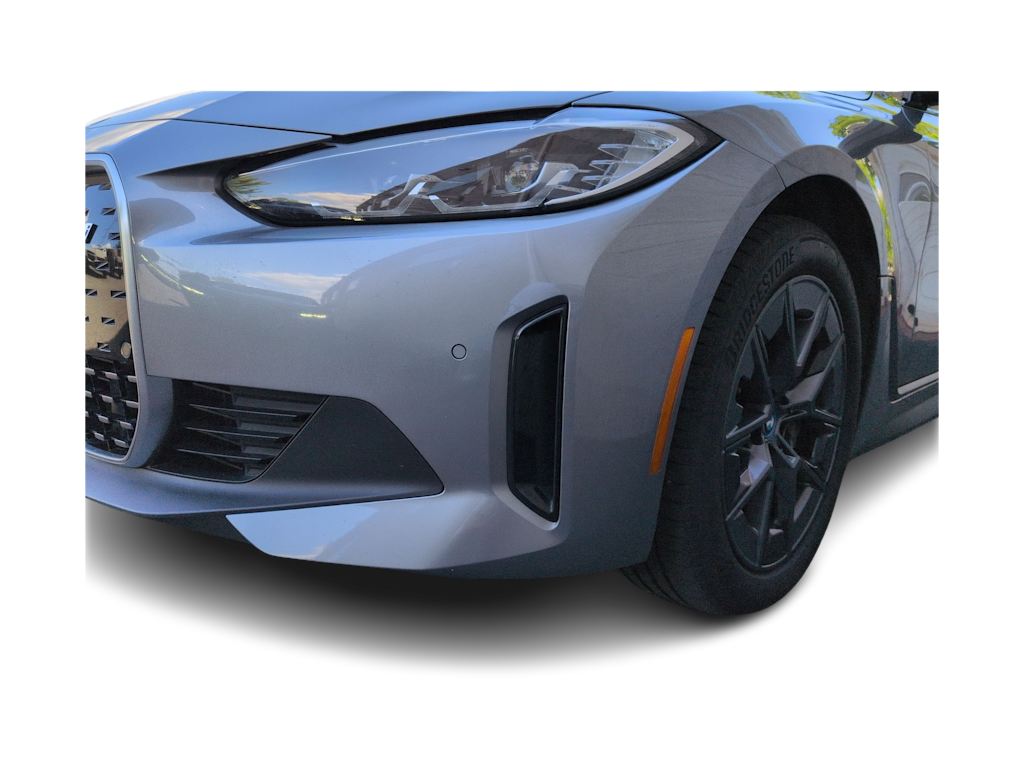 Thumbnail: 2023 BMW i4 - 25
