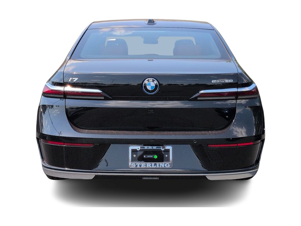Thumbnail: 2026 BMW i7 - 21