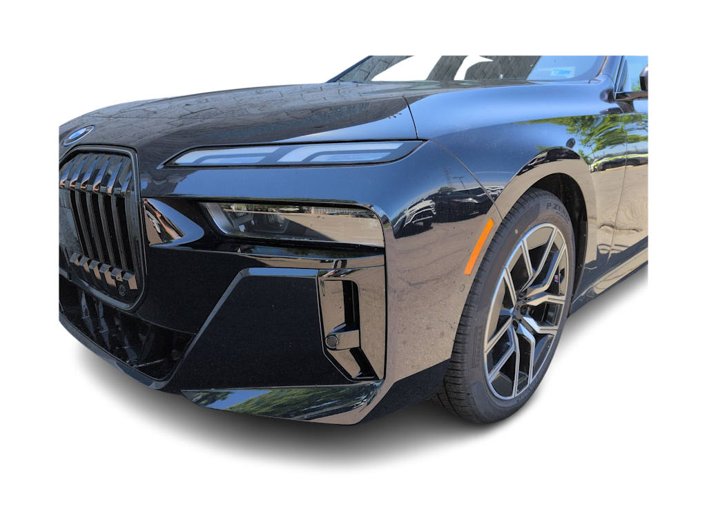 Thumbnail: 2026 BMW i7 - 25