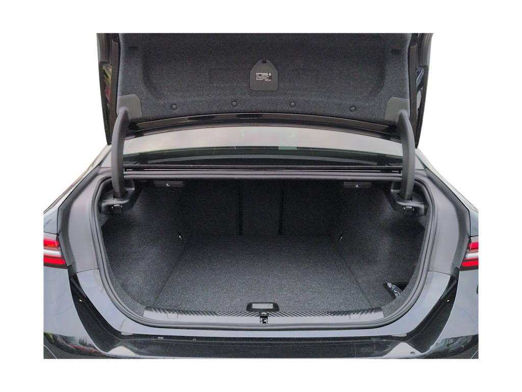 Thumbnail: 2025 BMW i5 - 15