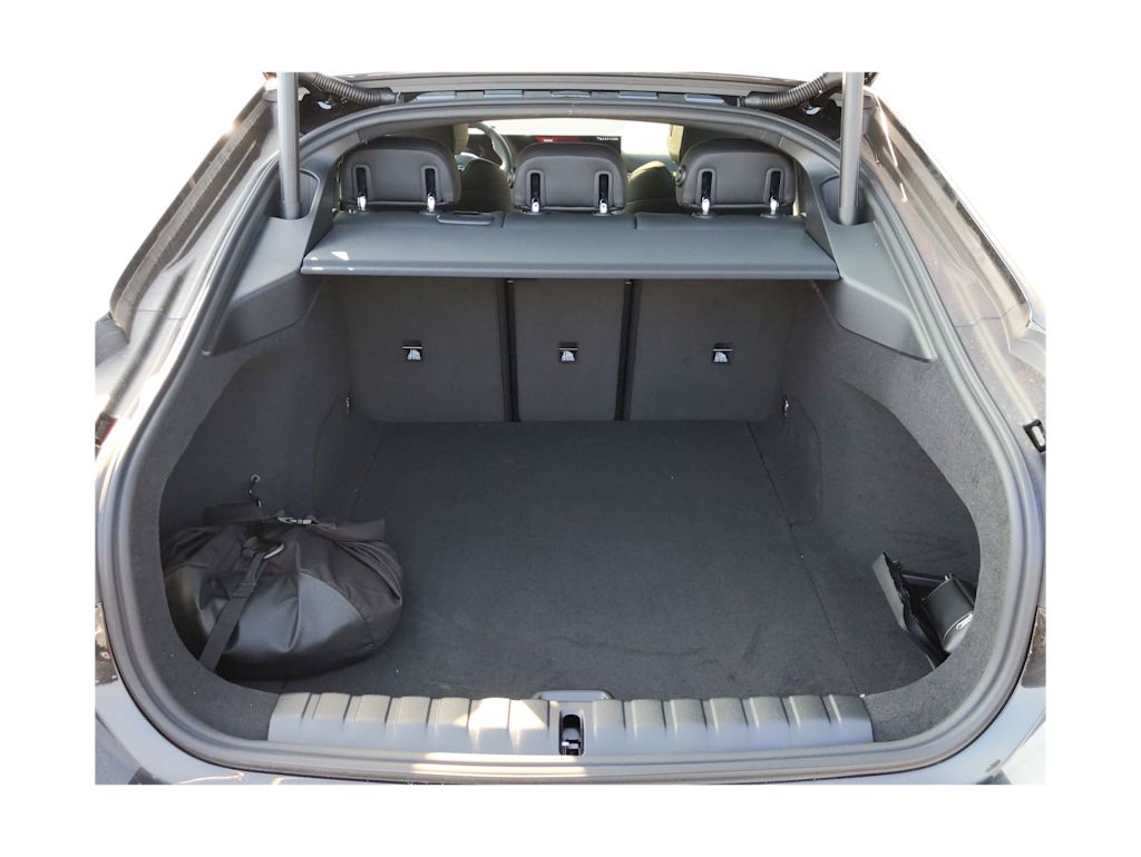 Thumbnail: 2025 BMW i4 - 17