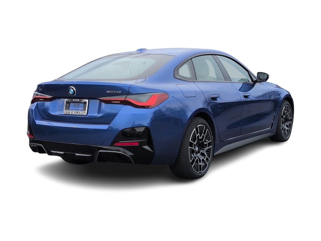 Thumbnail: 2026 BMW i4 - 20