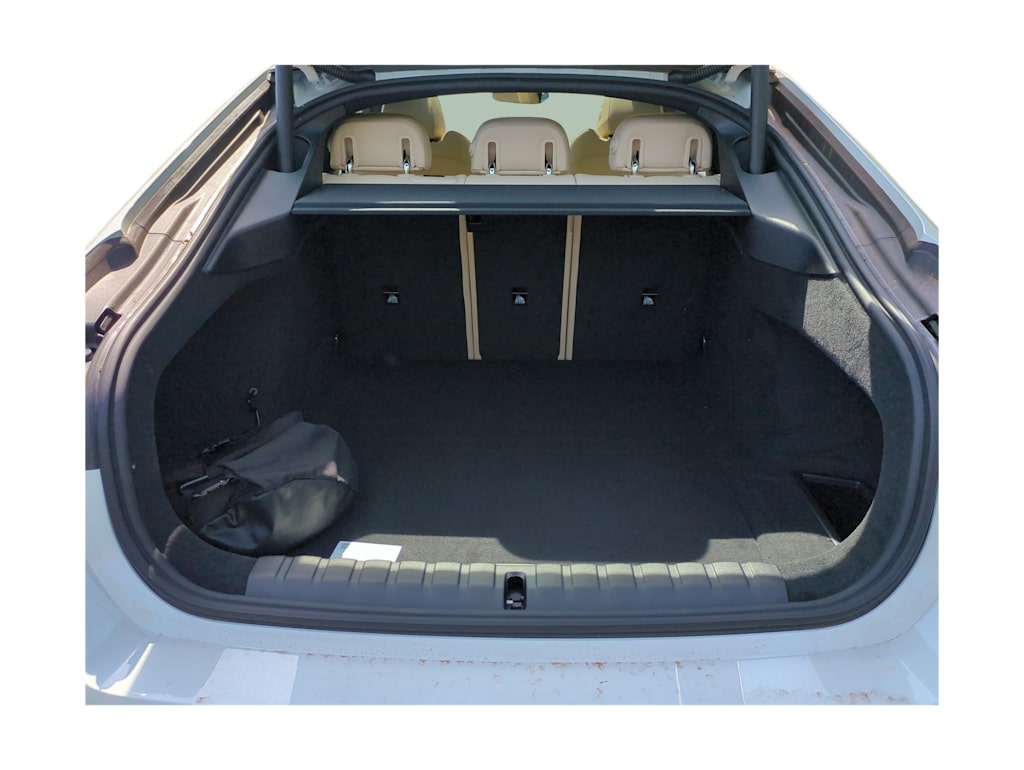 Thumbnail: 2025 BMW i4 - 17