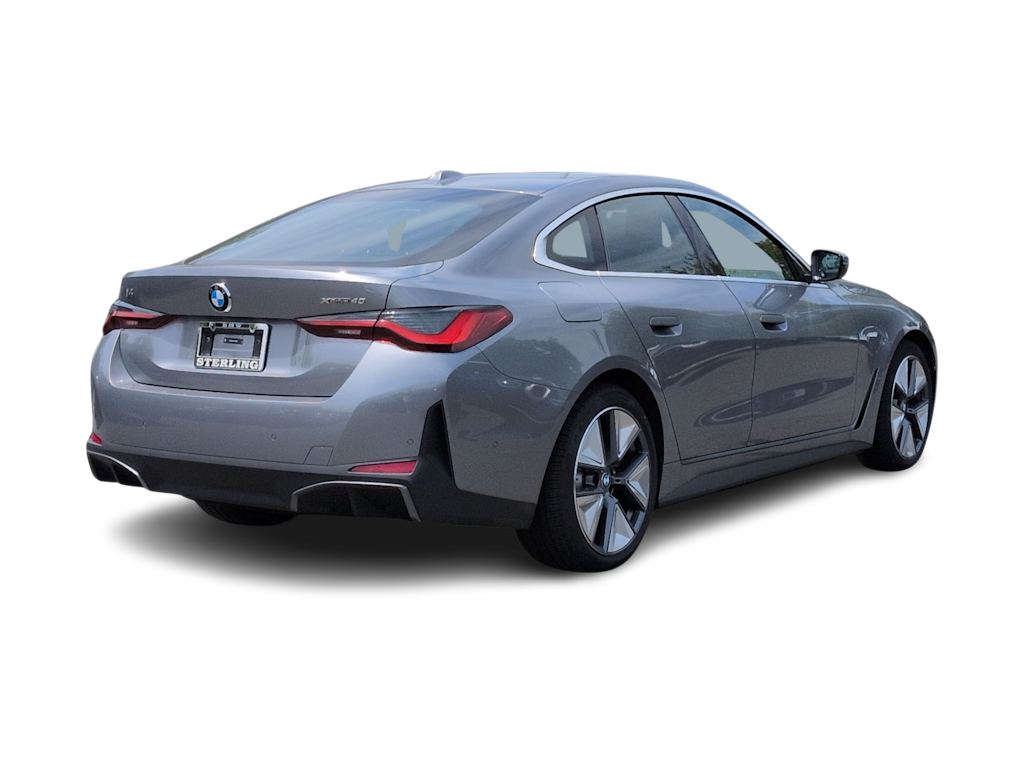 Thumbnail: 2026 BMW i4 - 21