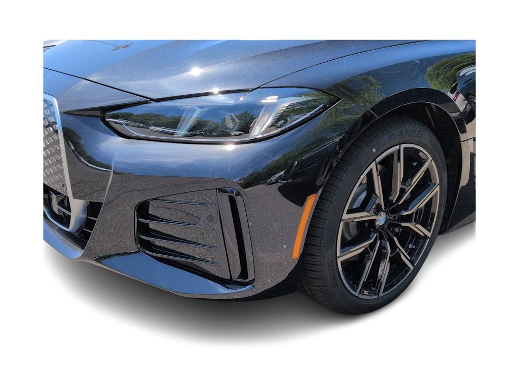 Thumbnail: 2026 BMW i4 - 24