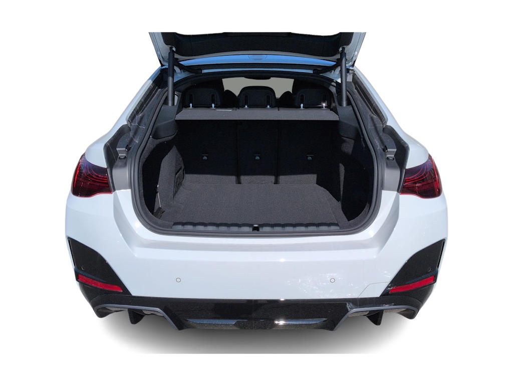 Thumbnail: 2026 BMW i4 - 16