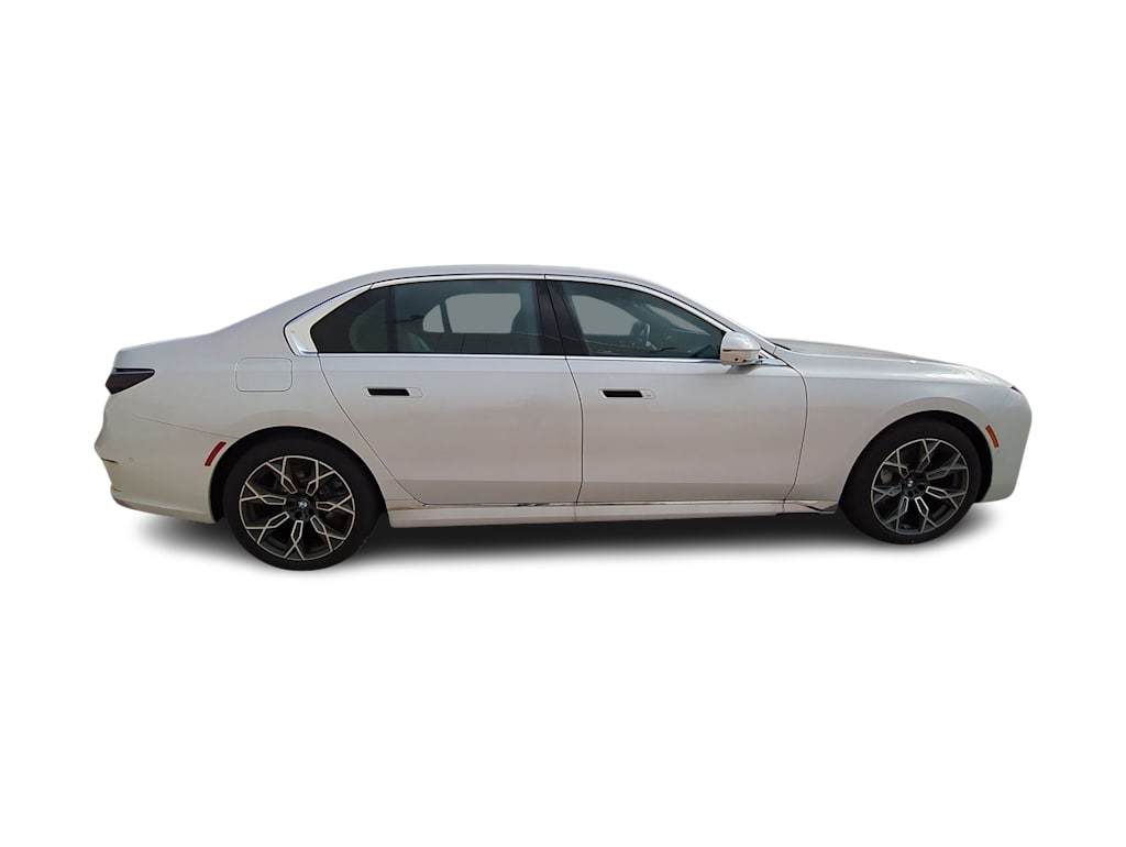 Thumbnail: 2024 BMW i7 - 21