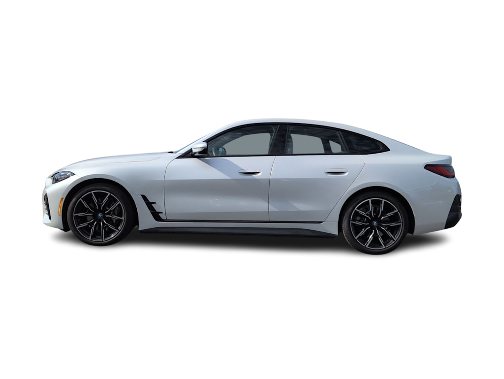 Thumbnail: 2022 BMW i4 - 3