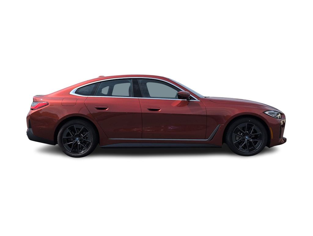 Thumbnail: 2023 BMW i4 - 24