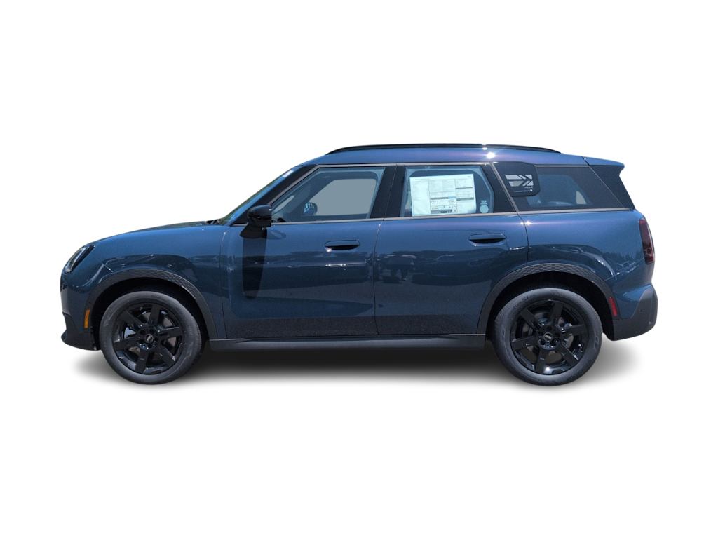 Thumbnail: 2027 MINI Cooper Countryman - 3