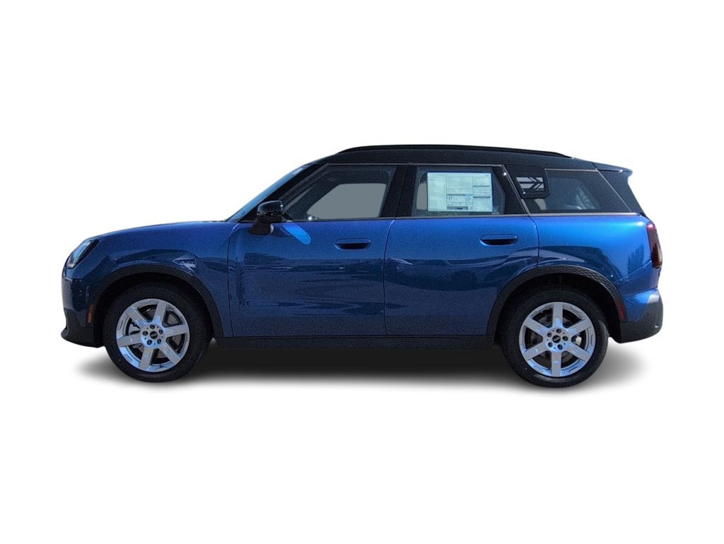 Thumbnail: 2027 MINI Cooper Countryman - 3