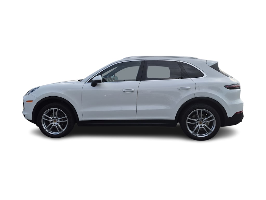 Thumbnail: 2019 Porsche Cayenne - 3