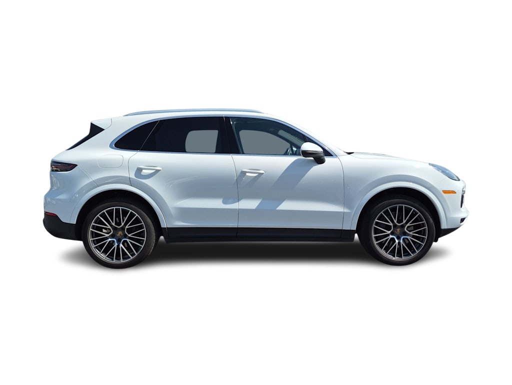 Thumbnail: 2021 Porsche Cayenne - 24