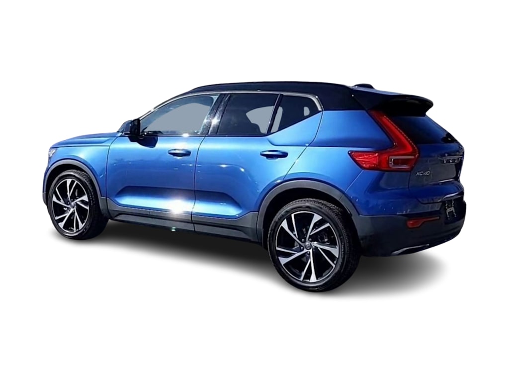 2020 Volvo XC40 T5 R-Design 4