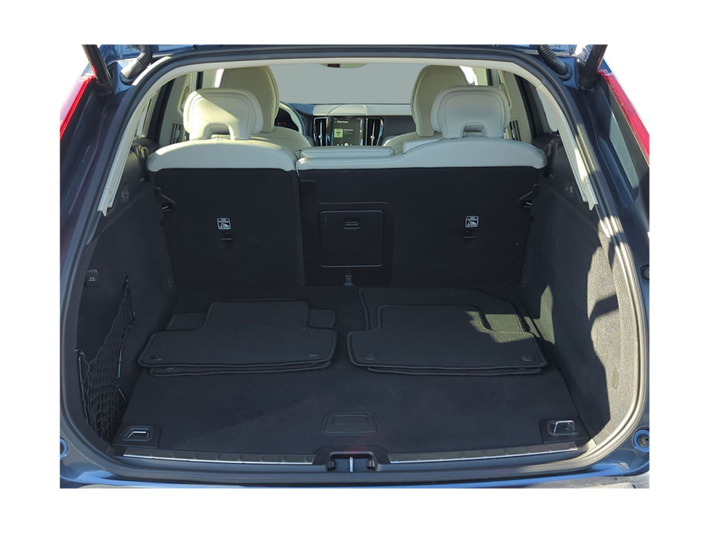 Thumbnail: 2024 Volvo XC60 - 17