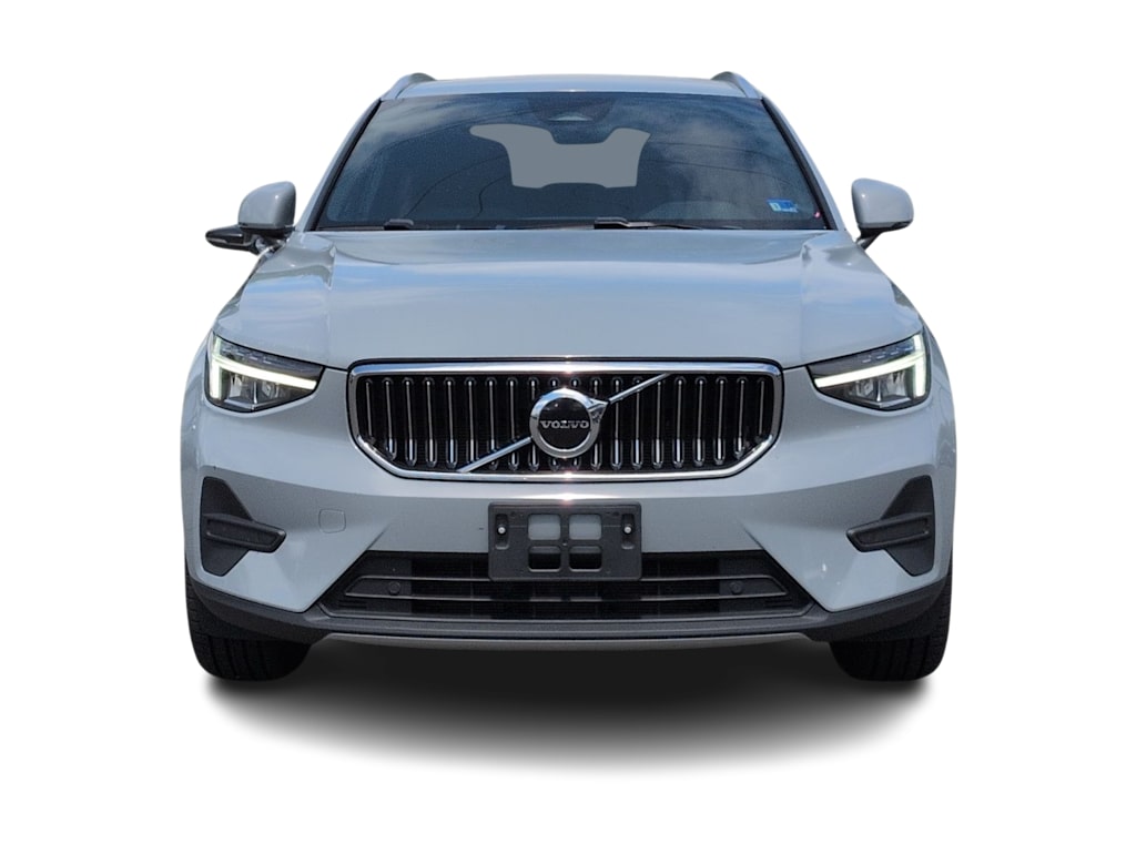 Thumbnail: 2024 Volvo XC40 - 6