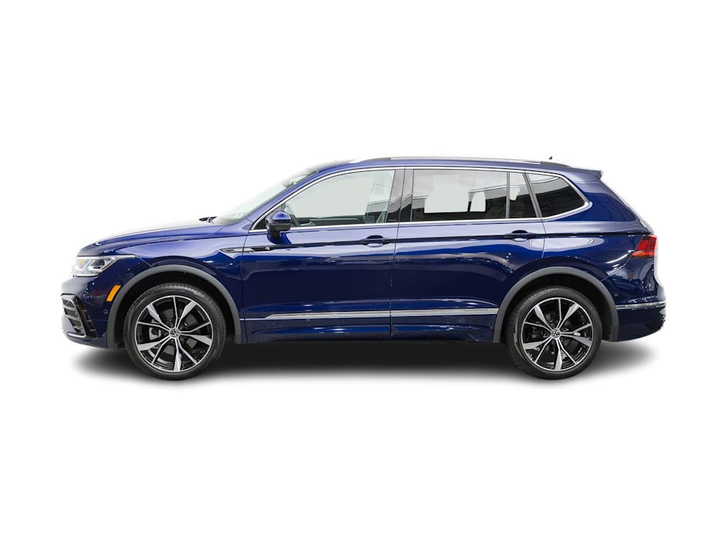 Thumbnail: 2023 Volkswagen Tiguan - 3