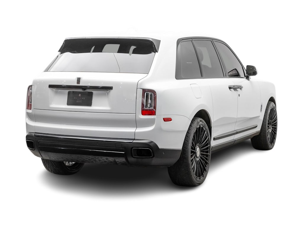 Thumbnail: 2020 Rolls-Royce Cullinan - 26