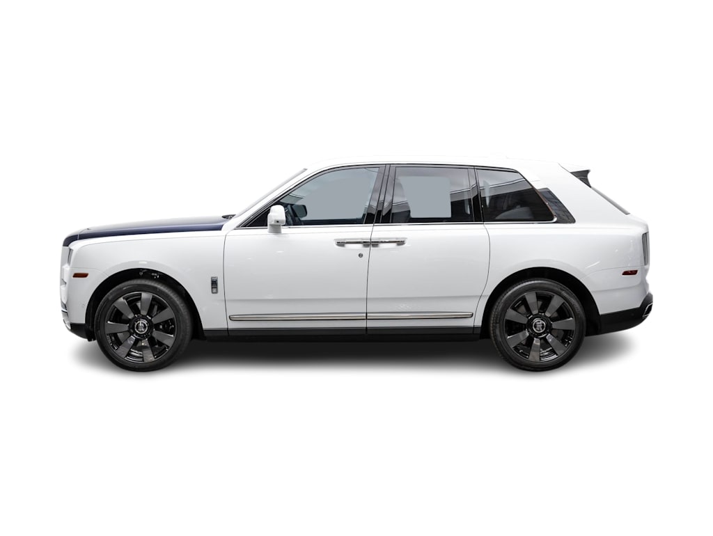 Thumbnail: 2023 Rolls-Royce Cullinan - 3