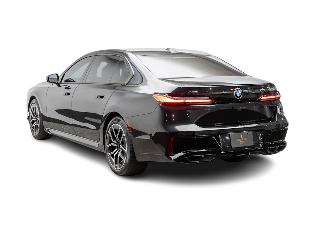Thumbnail: 2024 BMW 7 Series - 4