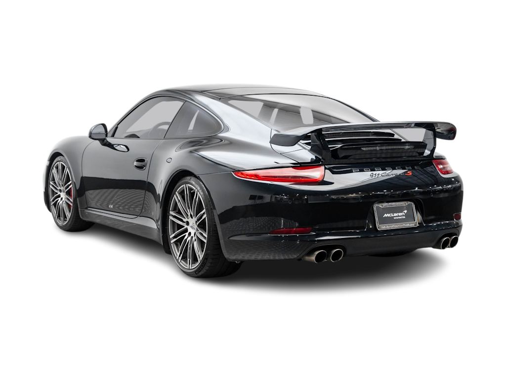Thumbnail: 2015 Porsche 911 - 4